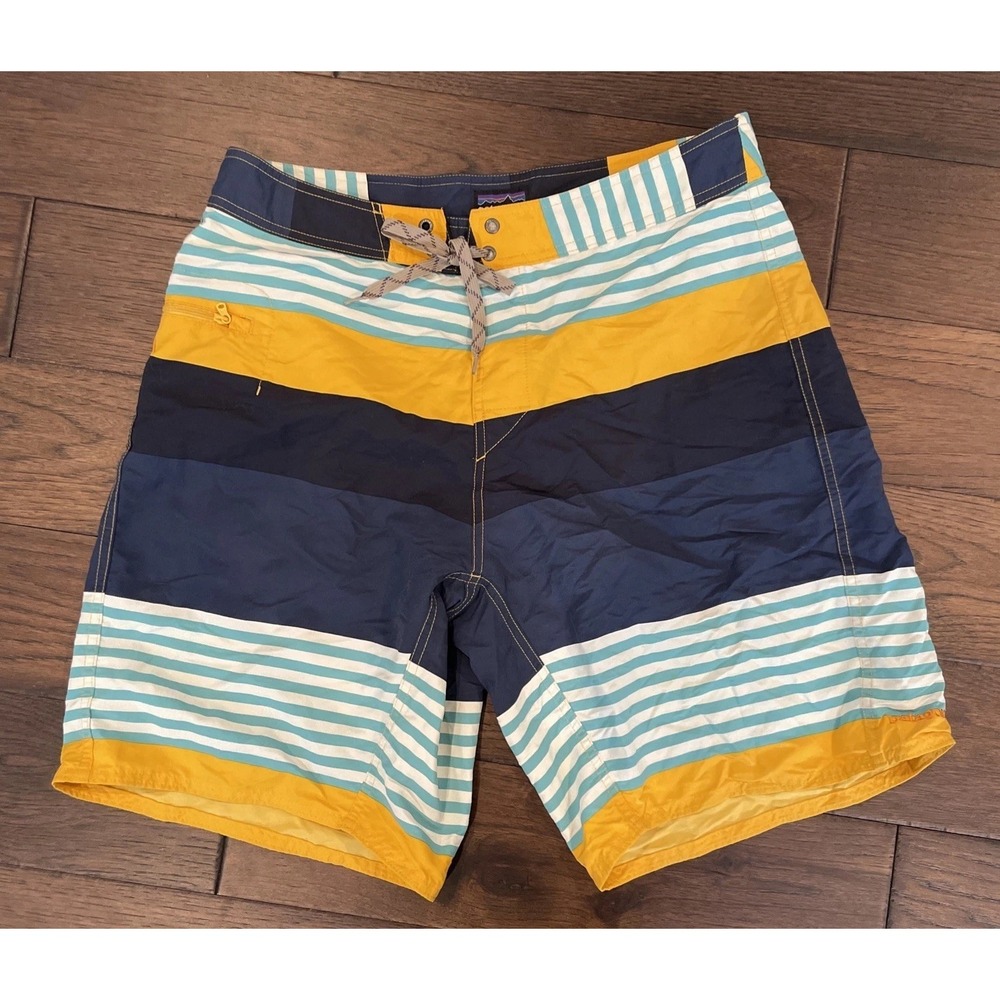 Patagonia Men's Wavefarer Board Beach Shorts Size 34 Multi Color Striped Nylon